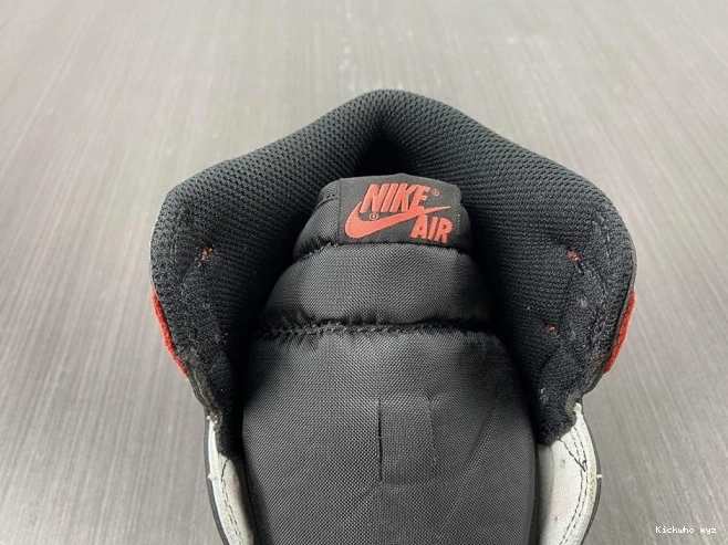 Jordan Air 555088-112 Retro High Track 1 Red 0622
